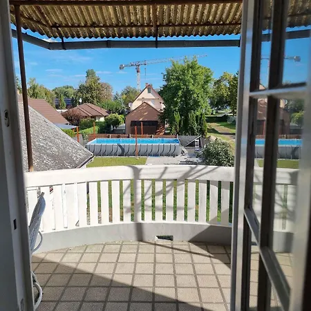 アパート With Pool In 51304 *