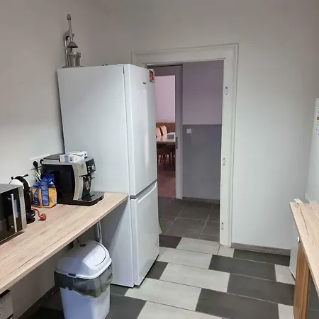 With Pool In 51304 Apartman *