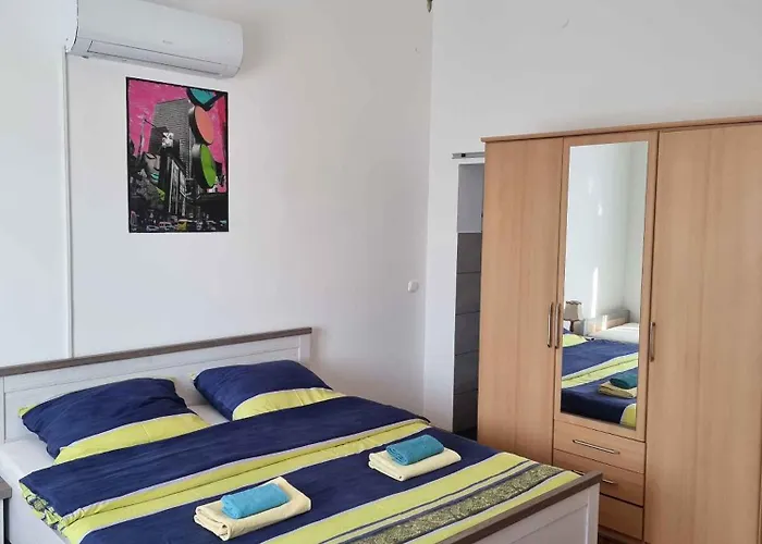 アパート With Pool In 51304 *